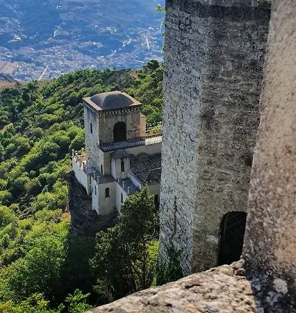 Tra Mare E Profumi Apartment