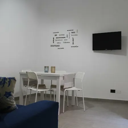 Tra Mare E Profumi Apartment *